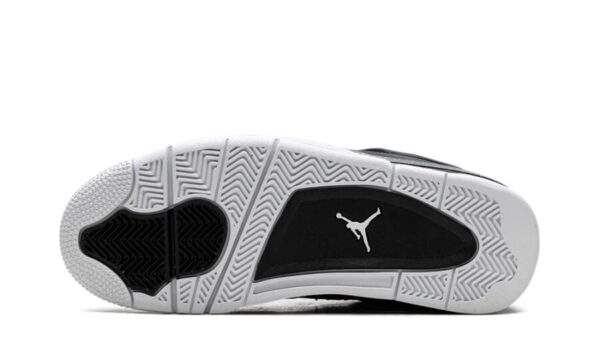 Jordan 4 Retro 'Fear' (2024) - Image 4