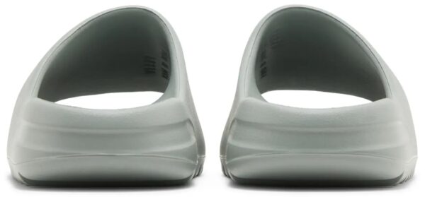 Yeezy Slides 'Salt' - Image 3