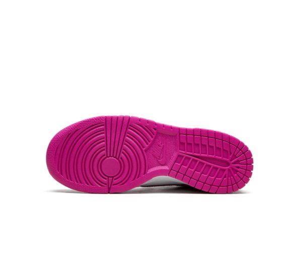 Nike Dunk Low Active Fuchsia (GS) - Image 4