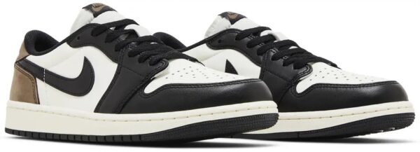 Air Jordan 1 Retro Low OG 'Mocha' - Image 5